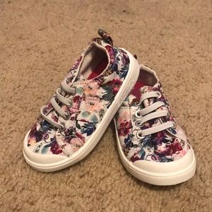 Blowfish Malibu Kids size 6